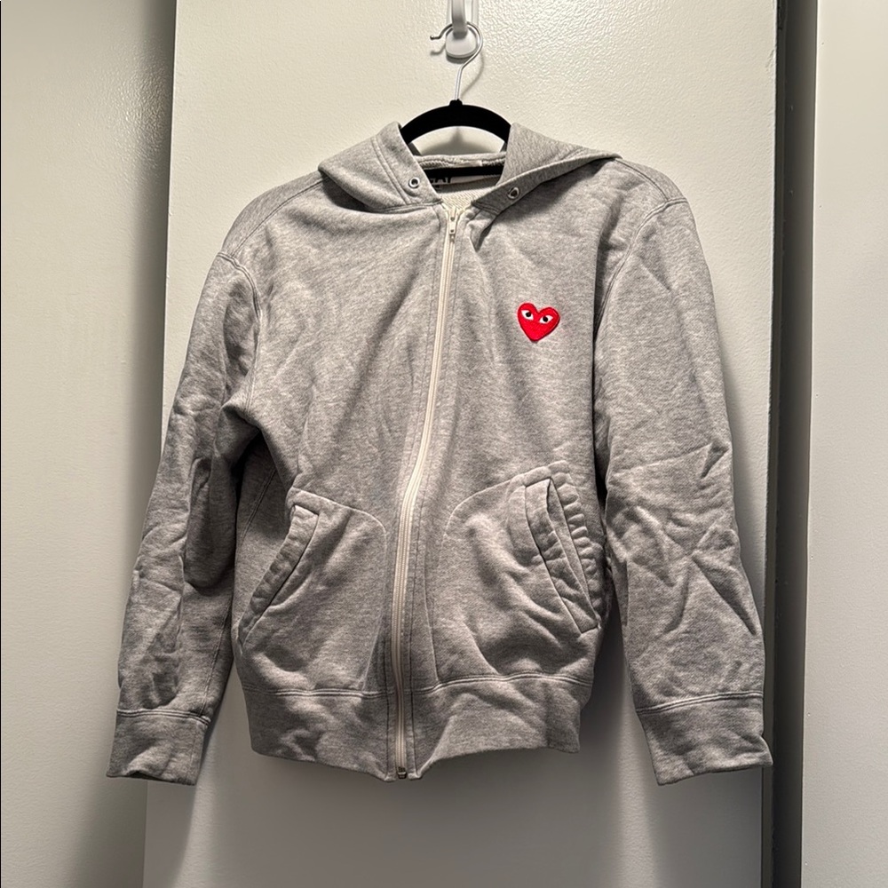 Commes des garçon grey heart zip up